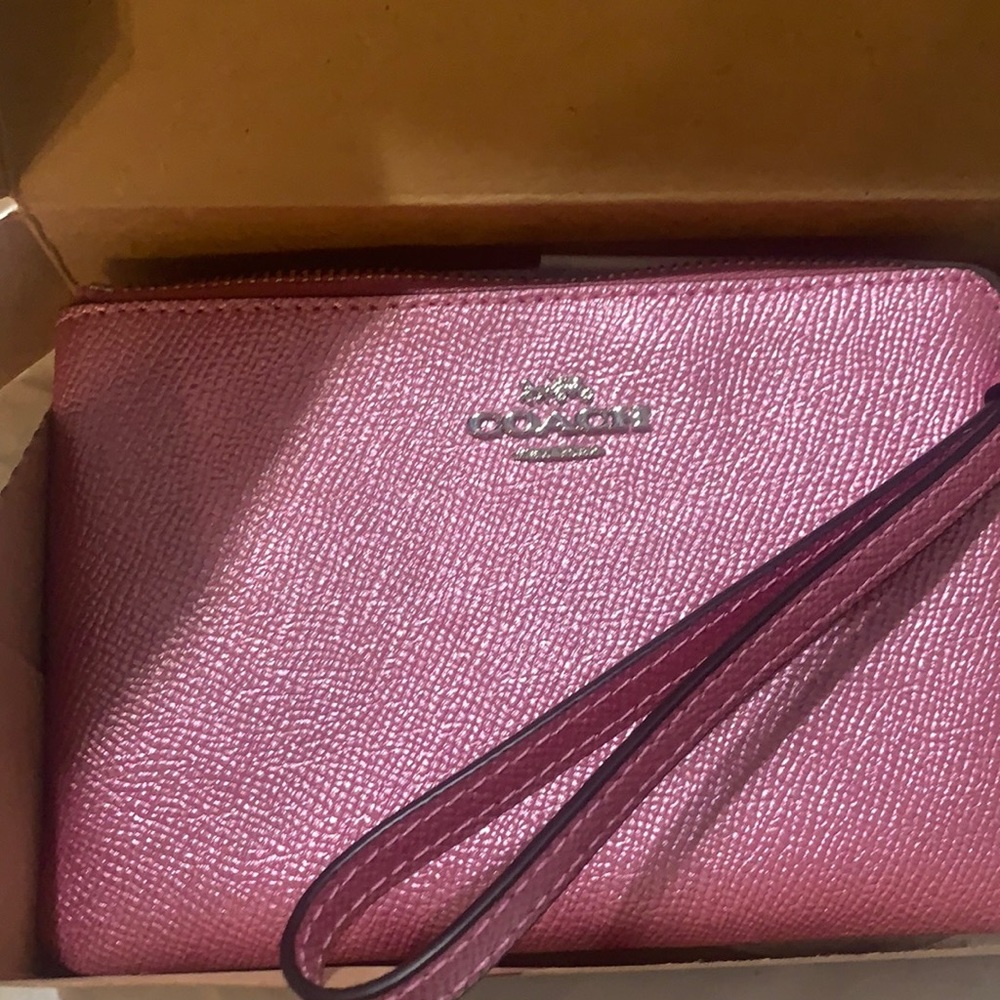 Coach pink wristlet wallet brand new
